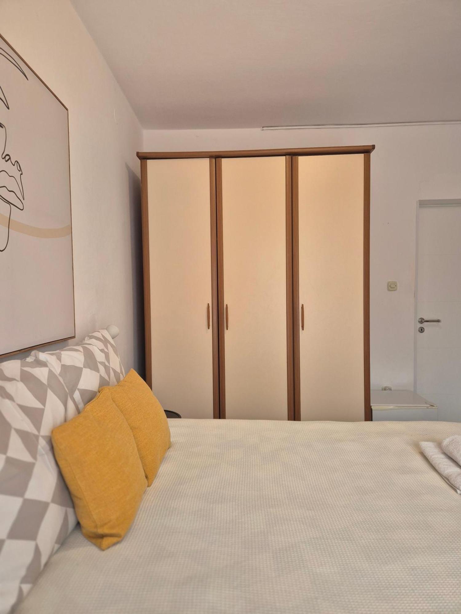 Apartments & Rooms Ivana Rovinj Szoba fotó